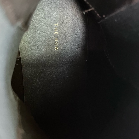 🔴SOLD🔴 THE ROW Greta Lug Sole Winter Chelsea Boot- Black - Picture 14 of 16